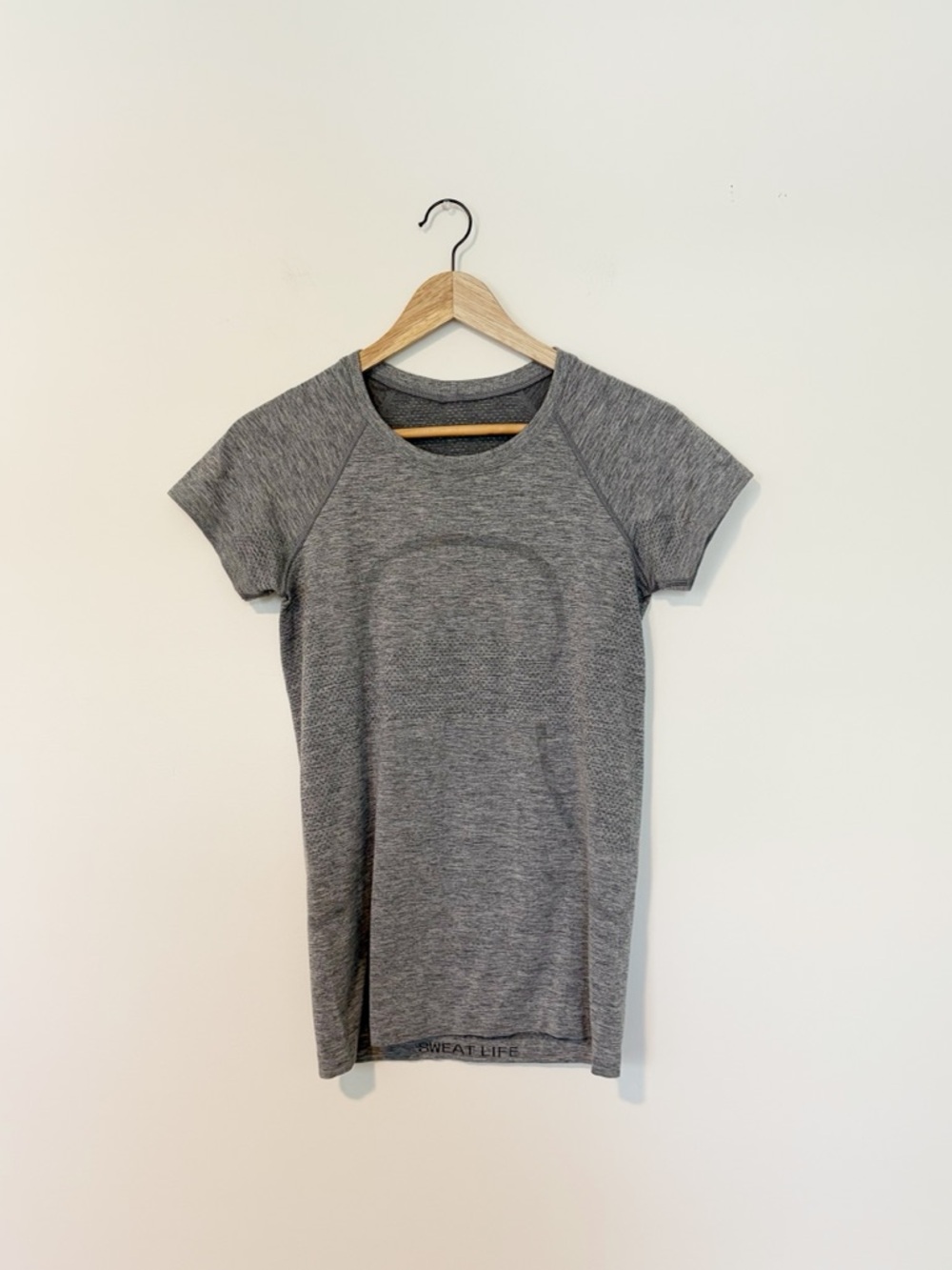 Lululemon Heathered Gray Short Sleeve Swiftly Size 6
